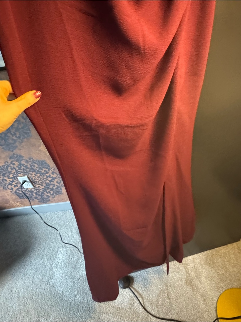 Dress The Population Elegant Burgundy V-Neck Slit Evening Dress 💋🌹 - Picture 7 of 16